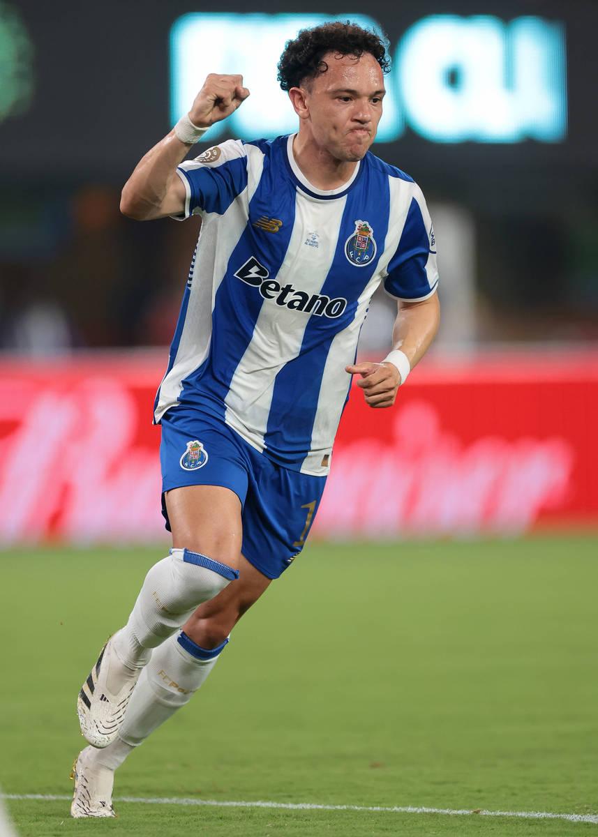 开云-赛地聚焦：足总杯今晨热度飙升；门兴格拉德巴赫绝杀压哨；更衣室稳定；心理建设被强调-开云